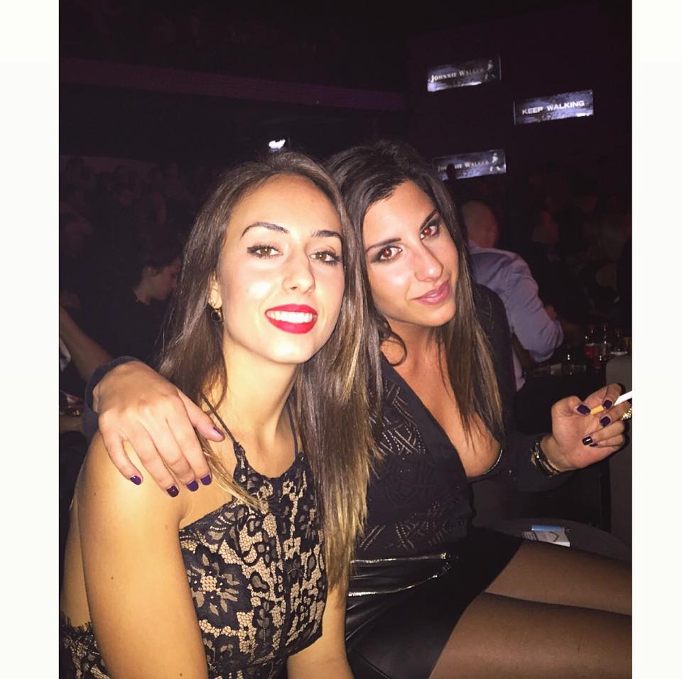 Πιο όμορφη από ποτέ στα 27 της : Αυτή είναι η εντυπωσιακή κόρη του Νότη Σφακιανάκη – Εικόνες