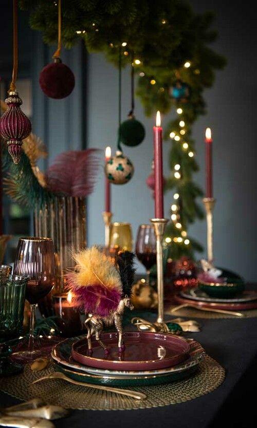 ιδέες-χριστουγεννιάτικης διακόσμησης-σε-κόκκινο-Βουργουνδίας-Χριστούγεννα 2023- ιδέες-χριστουγεννιάτικης διακόσμησης-σε-κόκκινο-Βουργουνδίας-Χριστούγεννα 2023-