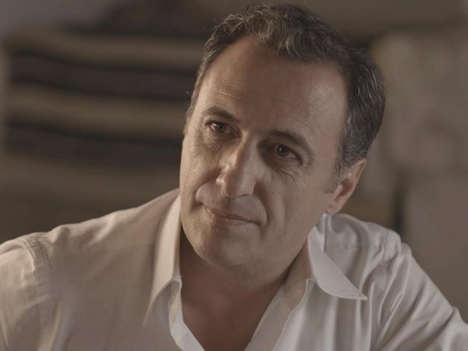 Ο Παράδεισος των Κυριών-Αποστόλης-