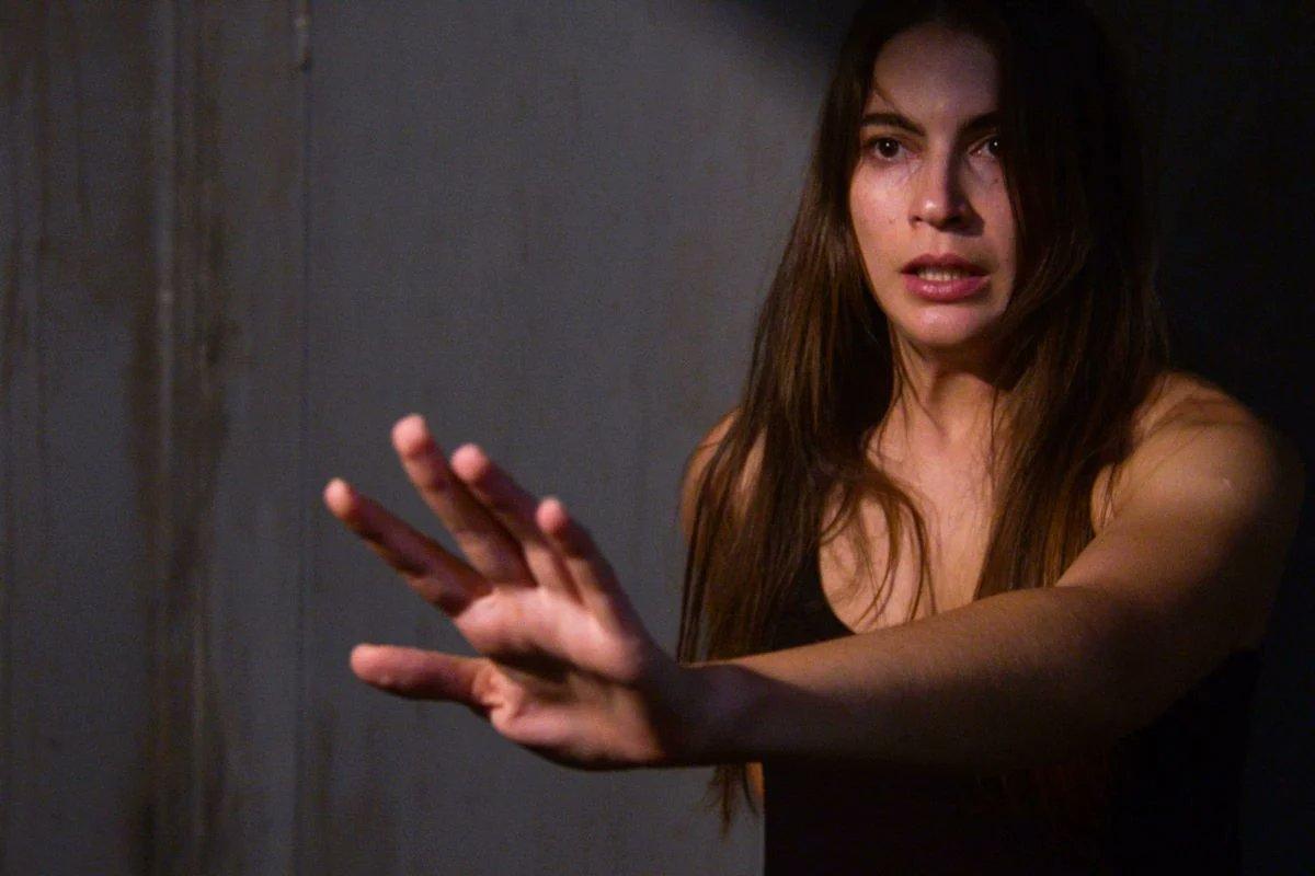 Παγιδευμένοι-Άννα- Παγιδευμένοι-Άννα-