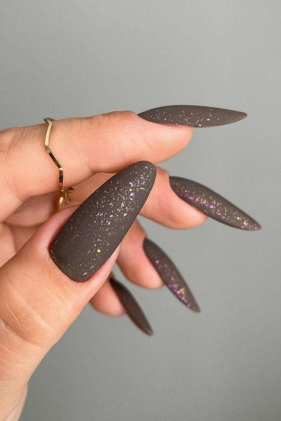 χακί-νύχια-με-χρωματιστό-γκλίτερ-ιδέες- χακί-νύχια-με-χρωματιστό-γκλίτερ-ιδέες-