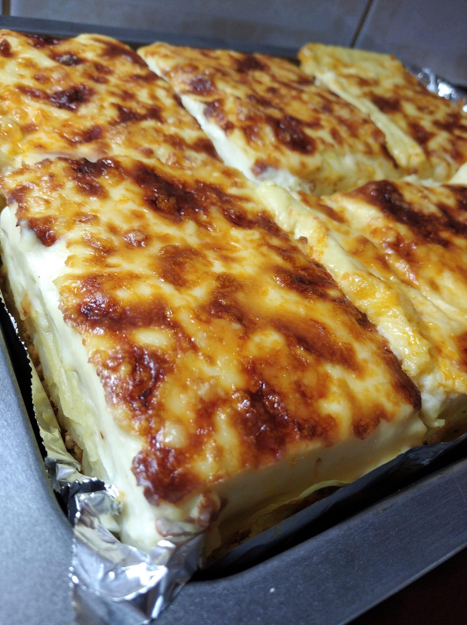 παστίτσιο-με-πένες-και-κρέμα-συνταγή-