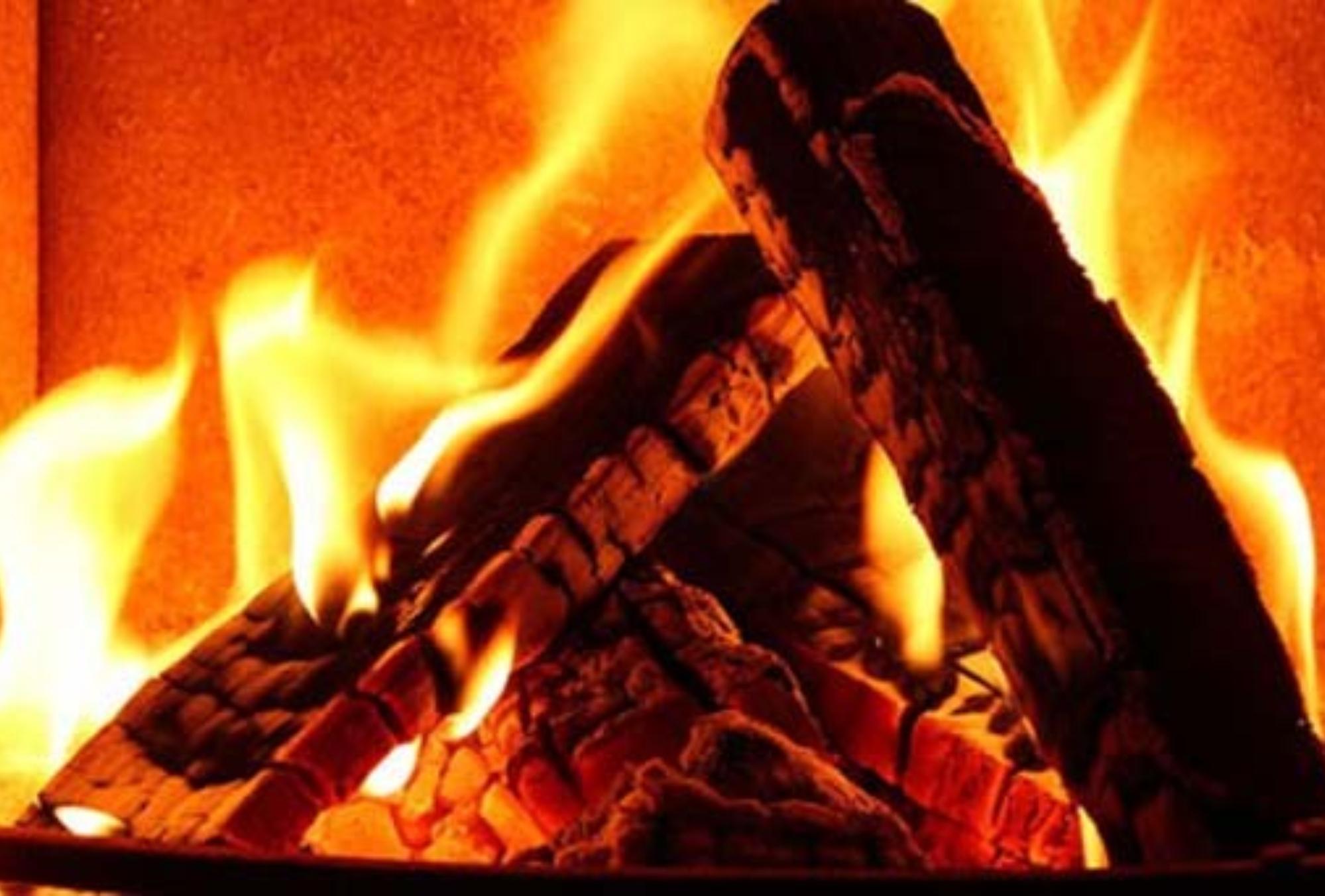 Χριστούγεννα: Τα πιο περίεργα έθιμα από όλη την Ελλάδα