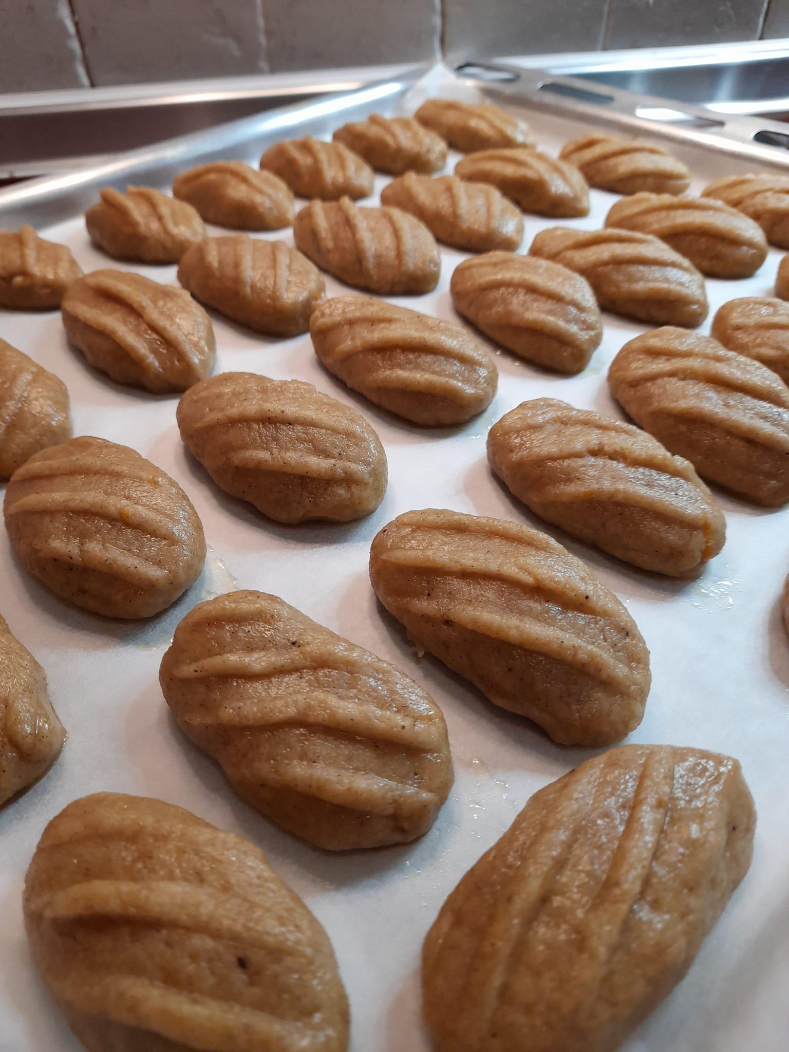 μελομακάρονα-με-λευκή σοκολάτα-συνταγή-