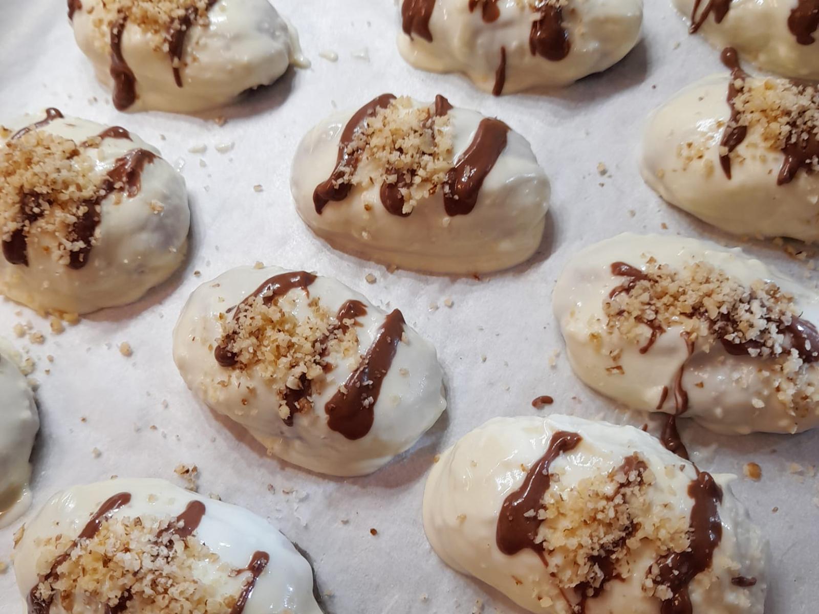 μελομακάρονα-με-λευκή σοκολάτα-συνταγή-