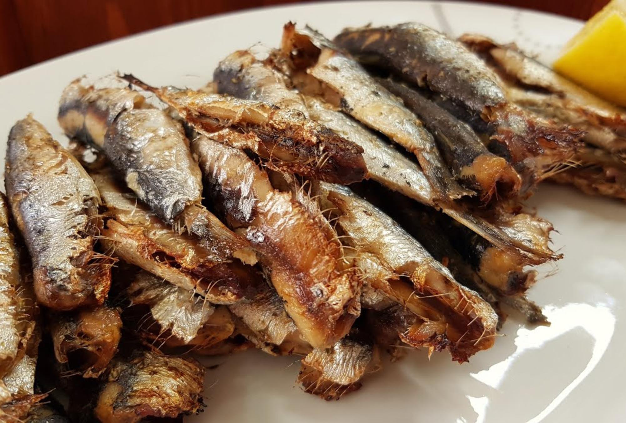 Ανεπάρκεια ασβεστίου: Οι αιτίες τα συμπτώματα και ποιες είναι οι τροφές που βοηθούν την απορρόφηση του