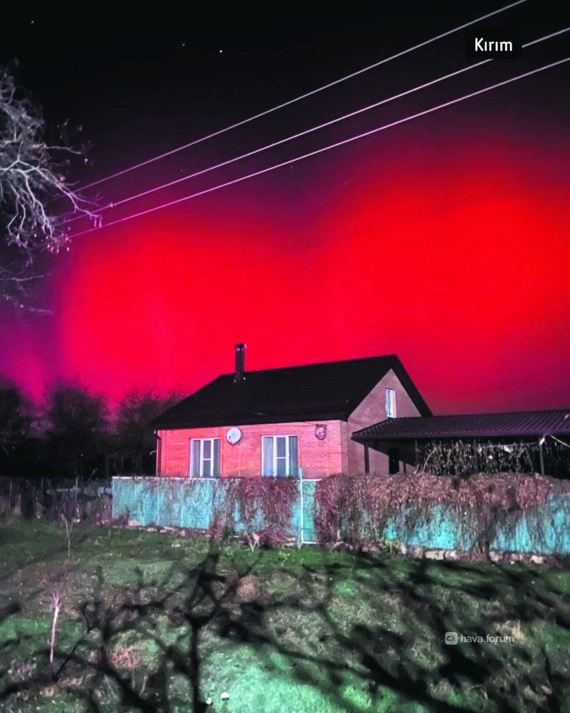 Βόρειο Σέλας: Πώς «έφτασε» στη Μακεδονία – Τι αναφέρει στον ΕΤ ο καθηγητής αστροφυσικής Παντελής Παπαδόπουλος