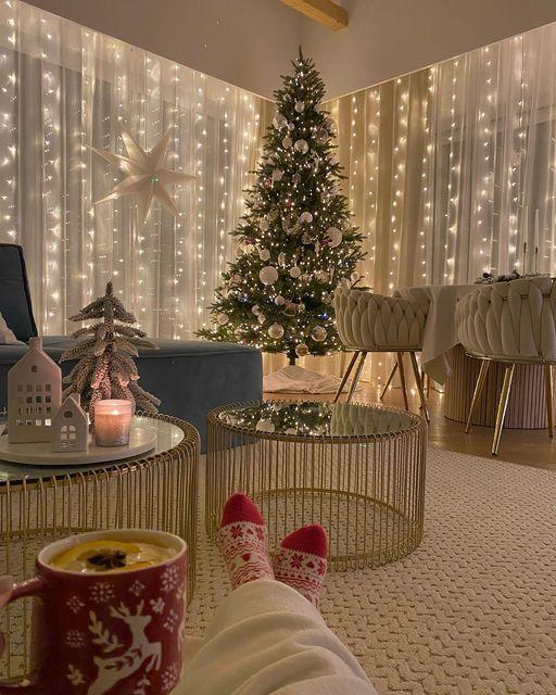 ιδέες-για-Χριστουγεννιάτικη διακόσμηση-με-φωτάκια-led-Χριστούγεννα 2023-