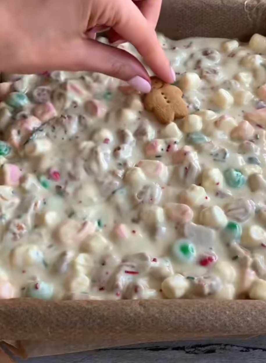 χριστουγεννιάτικες-μπάρες-με-μπισκότα-και-λευκή σοκολάτα-συνταγή- χριστουγεννιάτικες-μπάρες-με-μπισκότα-και-λευκή σοκολάτα-συνταγή-