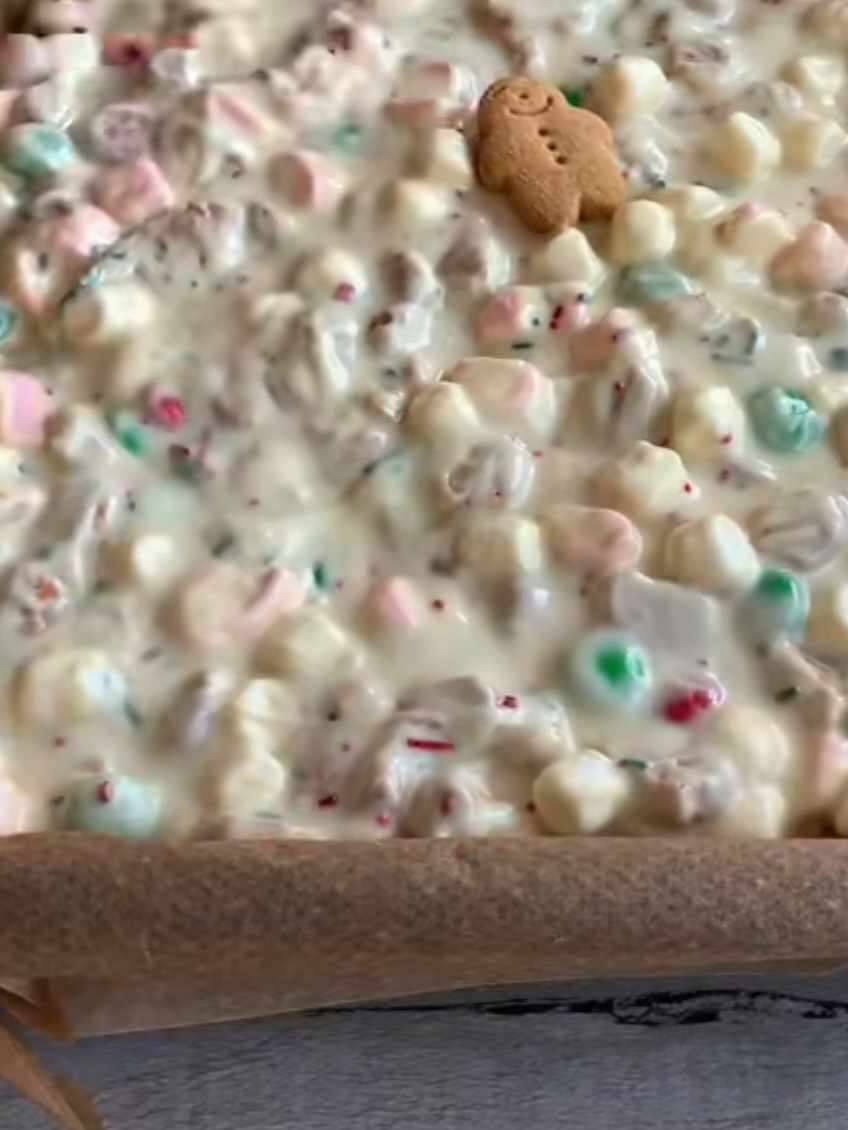 χριστουγεννιάτικες-μπάρες-με-μπισκότα-και-λευκή σοκολάτα-συνταγή- χριστουγεννιάτικες-μπάρες-με-μπισκότα-και-λευκή σοκολάτα-συνταγή-