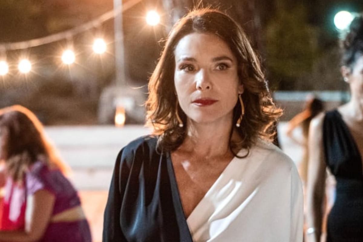 Κάνε ότι κοιμάσαι-Δέσποινα-