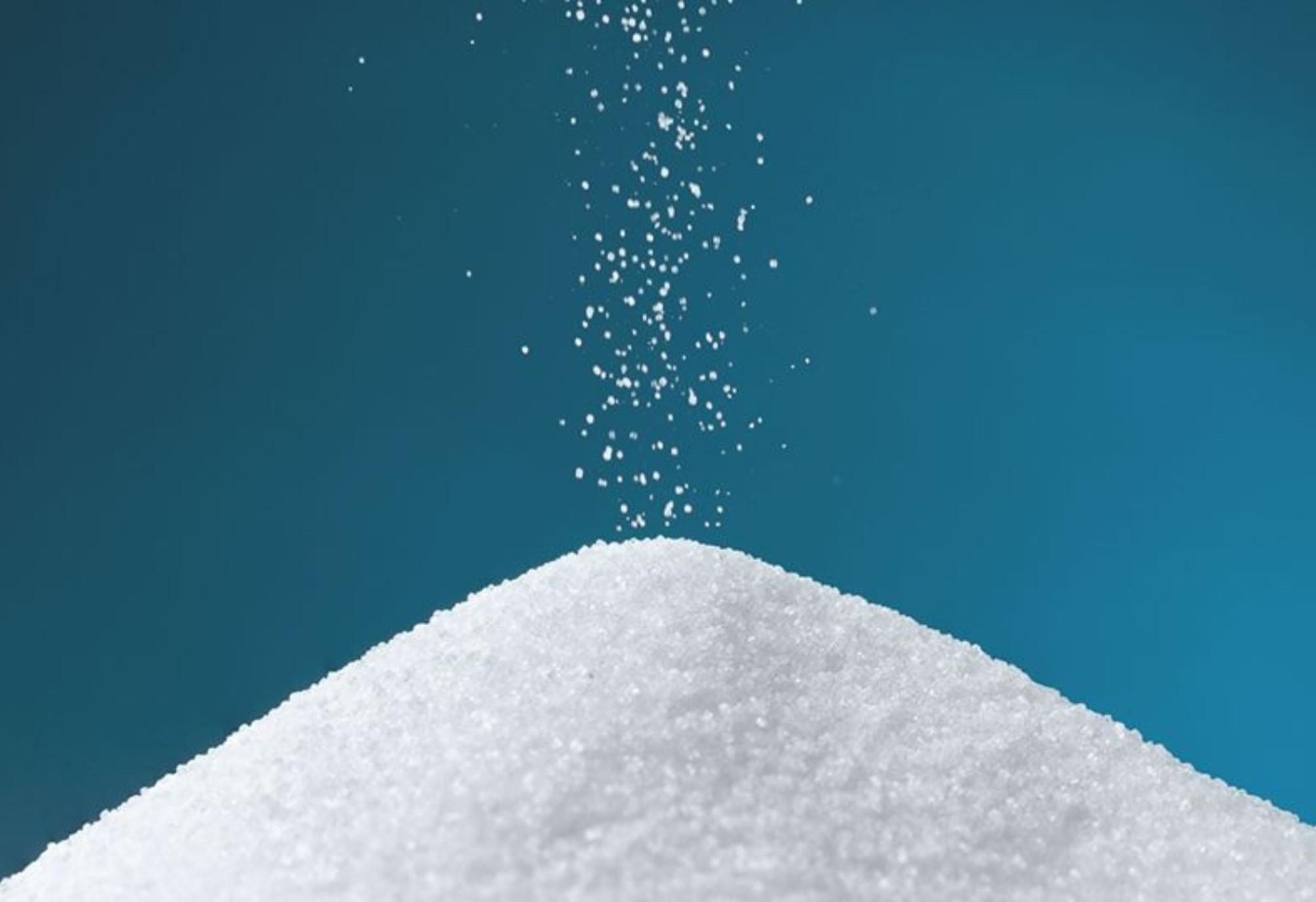 Υπονατριαιμία: Τι είναι ποια τα συμπτώματα και ποιες οι επιπτώσεις της στον εγκέφαλο