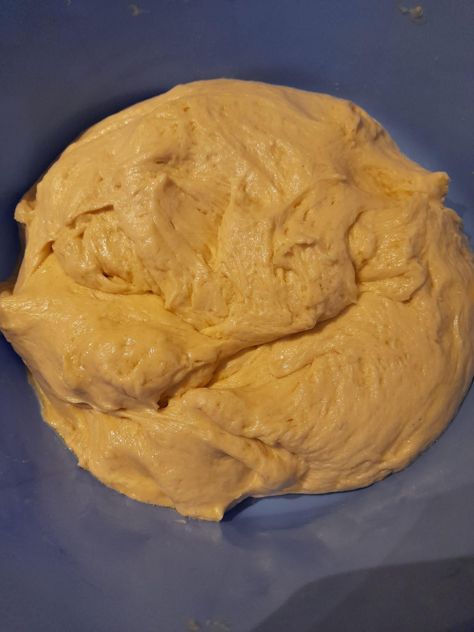 τυροπιτάκια-με-σιμιγδαλόκρεμα-συνταγή- τυροπιτάκια-με-σιμιγδαλόκρεμα-συνταγή-