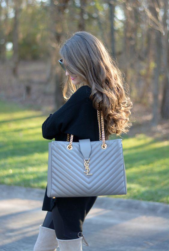 Η Μιράντα απο τον Παράδεισο των Κυρίων με την τσάντα που όλες θέλουμε