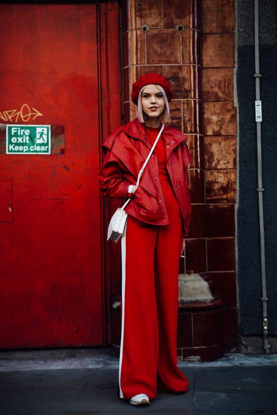 ιδέες-για-κόκκινο-ντύσιμο-Χειμώνας-2023-2024-τάσεις-