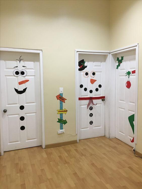 χριστουγεννιάτικη-διακόσμηση-στις-πόρτες-με-χιονάνθρωπο-ιδέες-