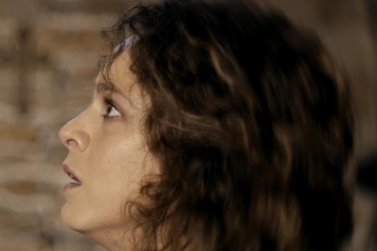 Η Μάγισσα: Η Θεοφανώ περνάει πάλι από ανάκριση