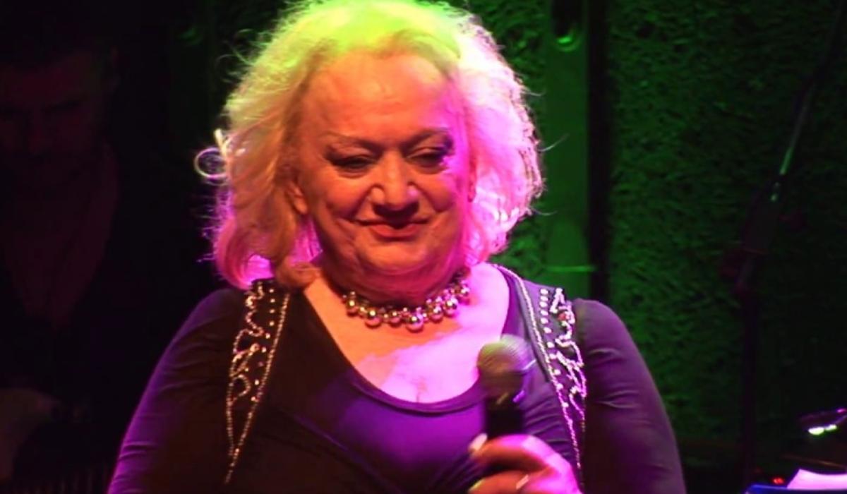 Πέθανε η τραγουδίστρια Βάσω Χατζή