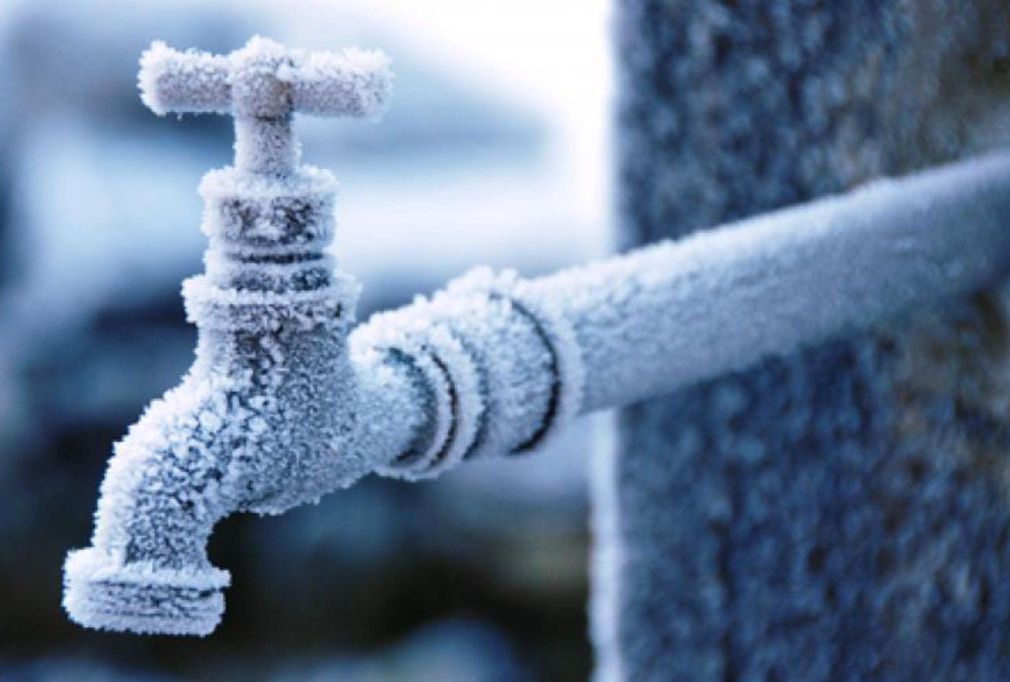 Χειμώνας προ τον πυλών: Πώς να Θωρακίσετε το σπίτι σας από τον χιονιά και τον παγετό