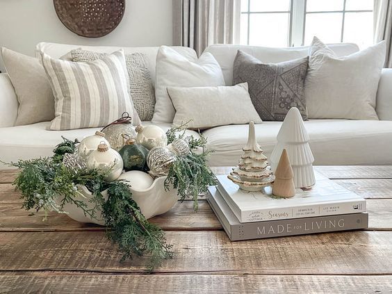 ιδέες-για-χριστουγεννιάτικη διακόσμηση-στη-τραπεζαρία-και-το-τραπεζάκι-του-σαλονιού-Χριστούγεννα 2023-