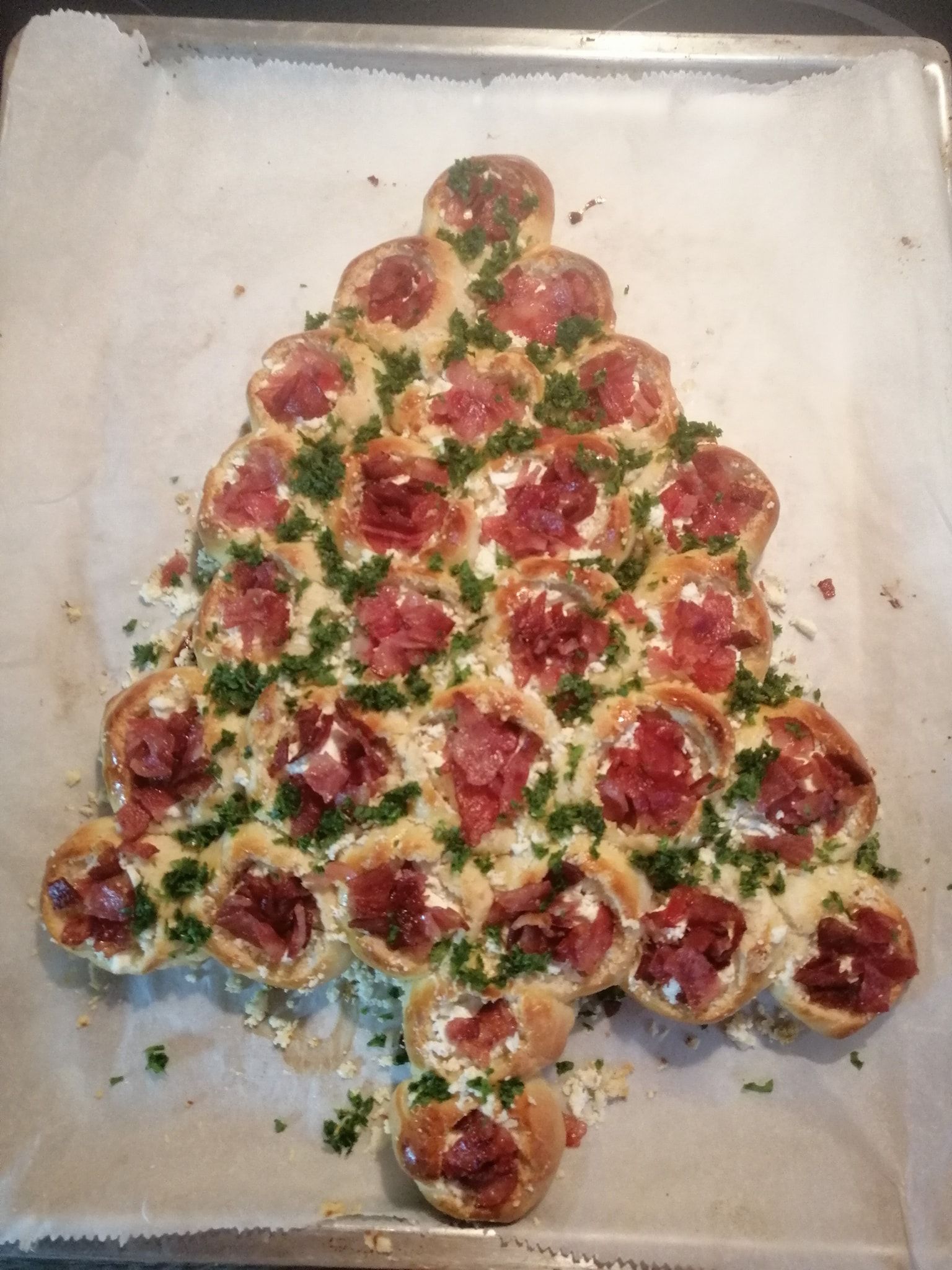 Χριστουγεννιάτικο-δέντρο-από-ατσμά-συνταγή-