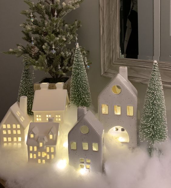 Χριστούγεννα 2023: 15 γιορτινές διακοσμήσεις με Χριστουγεννιάτικα κεριά σε όλο το σπίτι