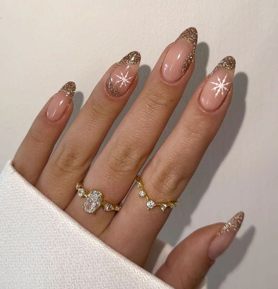 νύχια-για-τον-Δεκέμβριο 2023-με-χριστουγεννιάτικα σχέδια-ιδέες-