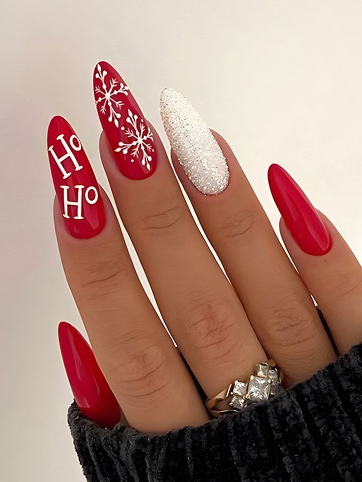 νύχια-για-τον-Δεκέμβριο 2023-με-χριστουγεννιάτικα σχέδια-ιδέες-