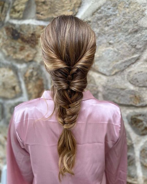 ιδέες-για-χτενίσματα-και-κουρέματα-Δεκέμβριος 2023- ιδέες-για-χτενίσματα-και-κουρέματα-Δεκέμβριος 2023-