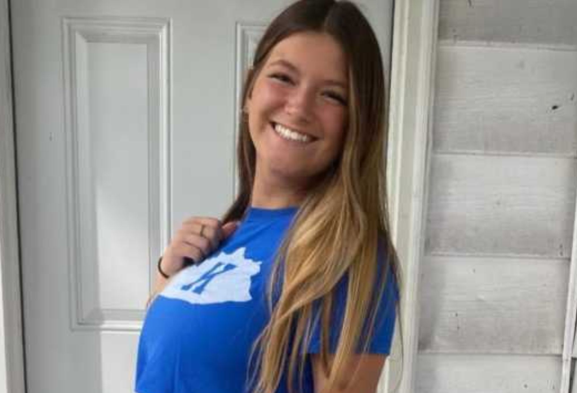 Raven Whitaker-Smith: Η ζωή ενός υιοθετημένου κοριτσιού που μοιάζει βγαλμένη από Χριστουγεννιάτικο παραμύθι