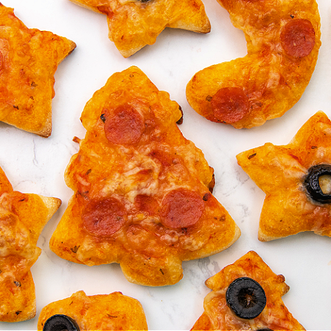 πιτσάκια-σε-σχήμα-χριστουγεννιάτικο δέντρο-συνταγή- πιτσάκια-σε-σχήμα-χριστουγεννιάτικο δέντρο-συνταγή-