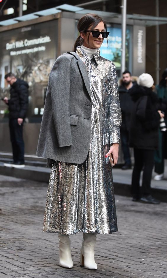 μάξι-φόρεμα-με-ασημί παγιέτα-ιδέες-