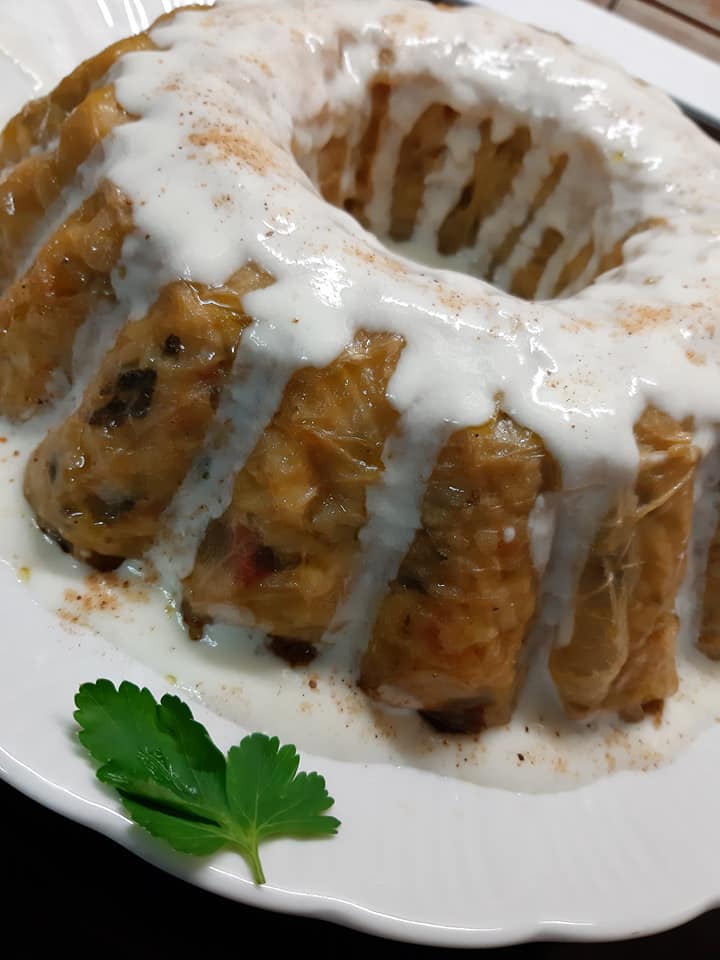 λαχανοντολμάς-σε-φόρμα-συνταγή-