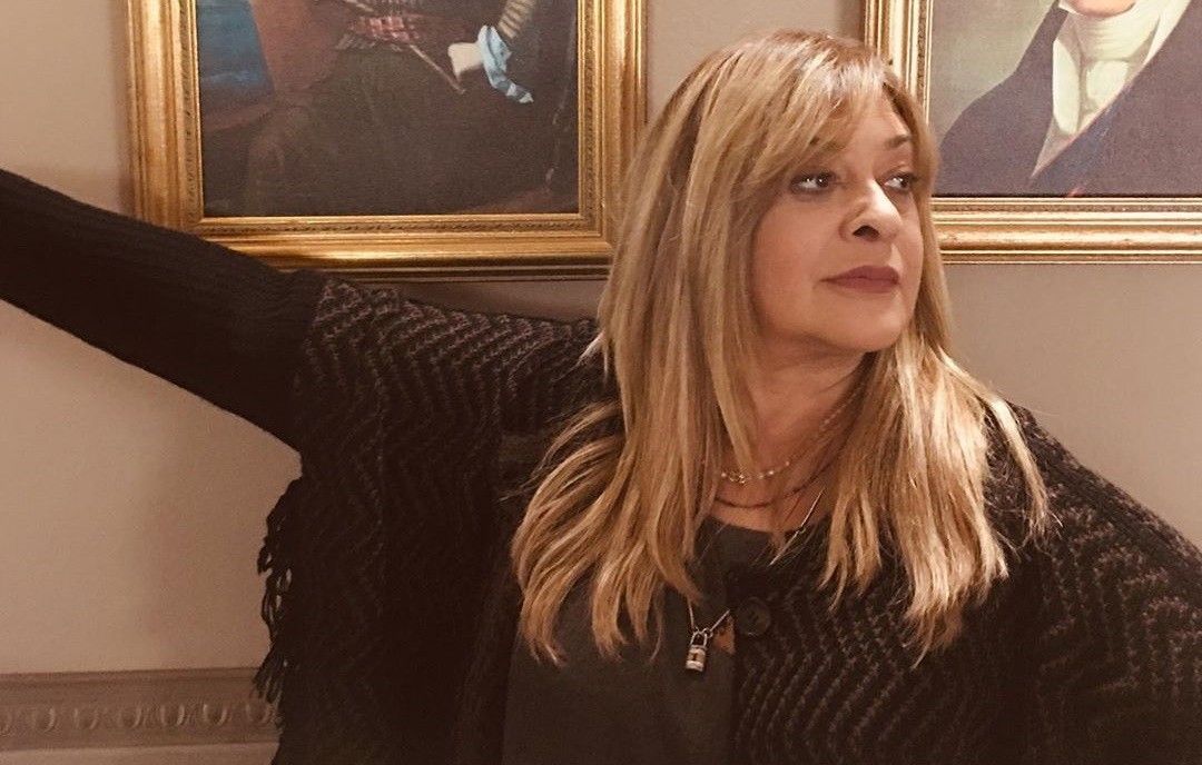 Τζόυς Ευείδη : «Είμαι σε φυλομετάβαση» – Άναυδος ο δημοσιογράφος του ALPHA