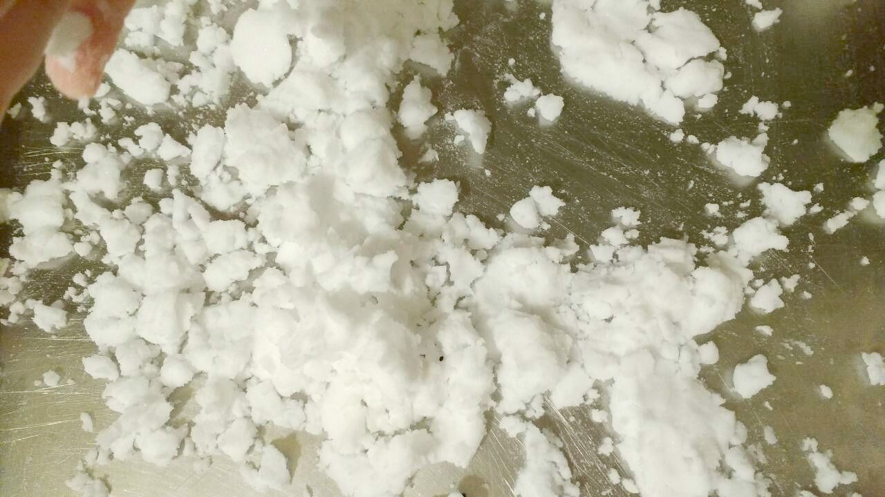 ψεύτικο-χιόνι-με-2-υλικά-για-παιδικές κατασκευές-και-χριστουγεννιάτικα παιχνίδια- ψεύτικο-χιόνι-με-2-υλικά-για-παιδικές κατασκευές-και-χριστουγεννιάτικα παιχνίδια-