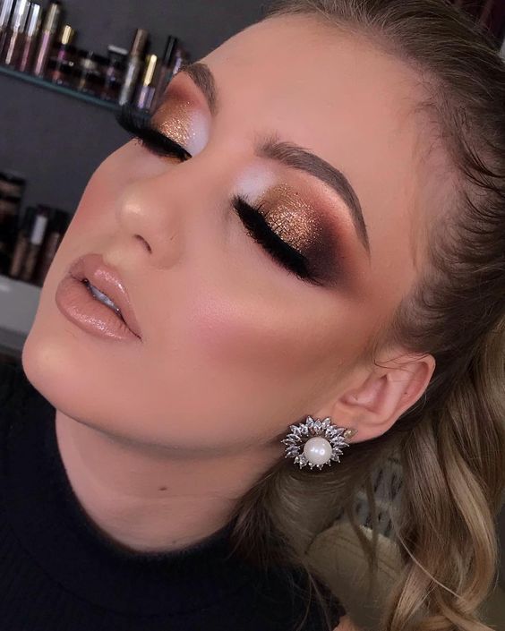 μπρονζέ-smokey eye-τα-Χριστούγεννα 2023-ιδέες-