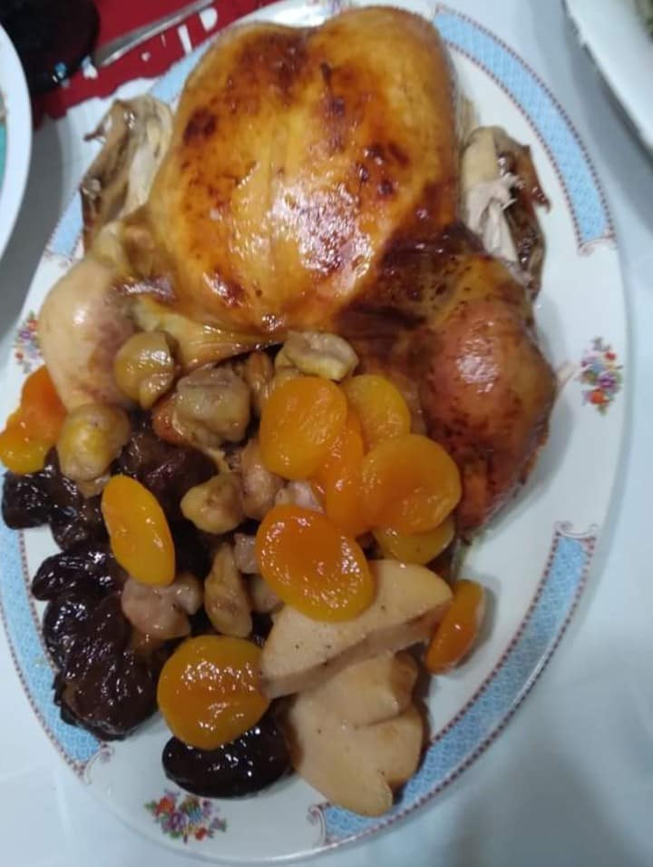 χριστουγεννιάτικο-γεμιστό-κοτόπουλο-συνταγή-