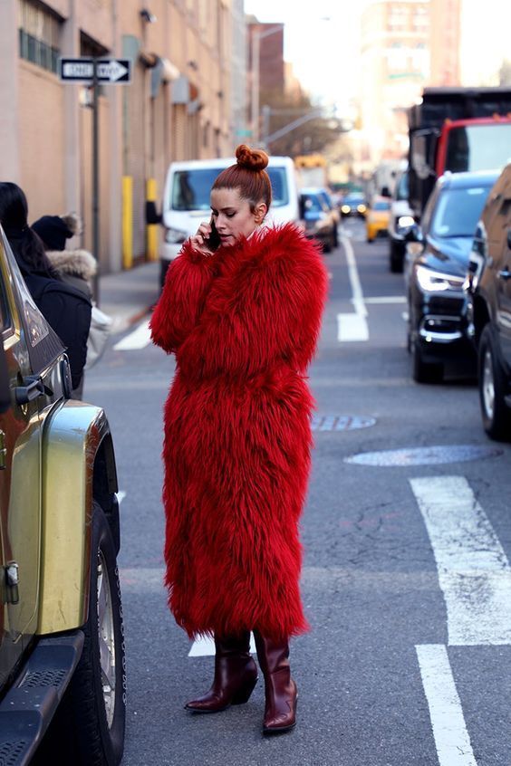 ιδέες-για-γούνινα παλτό-Χριστούγεννα 2023-