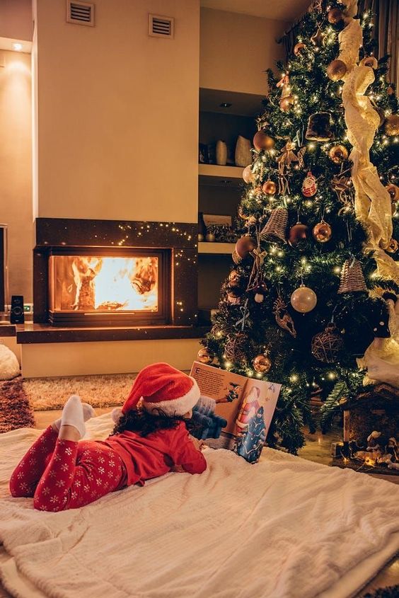 Χριστούγεννα με παιδιά : 8 Τρόποι για να τα περάσουν μαγικά