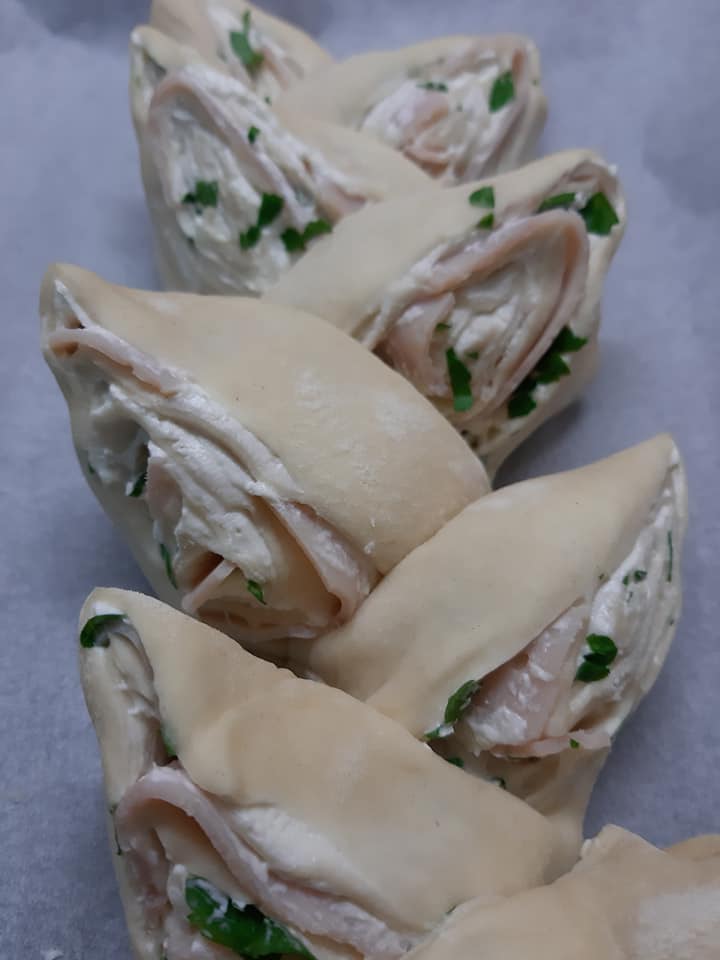 χριστουγεννιάτικο-δέντρο-με-τυρί κρέμα-και-γαλοπούλα-συνταγή-