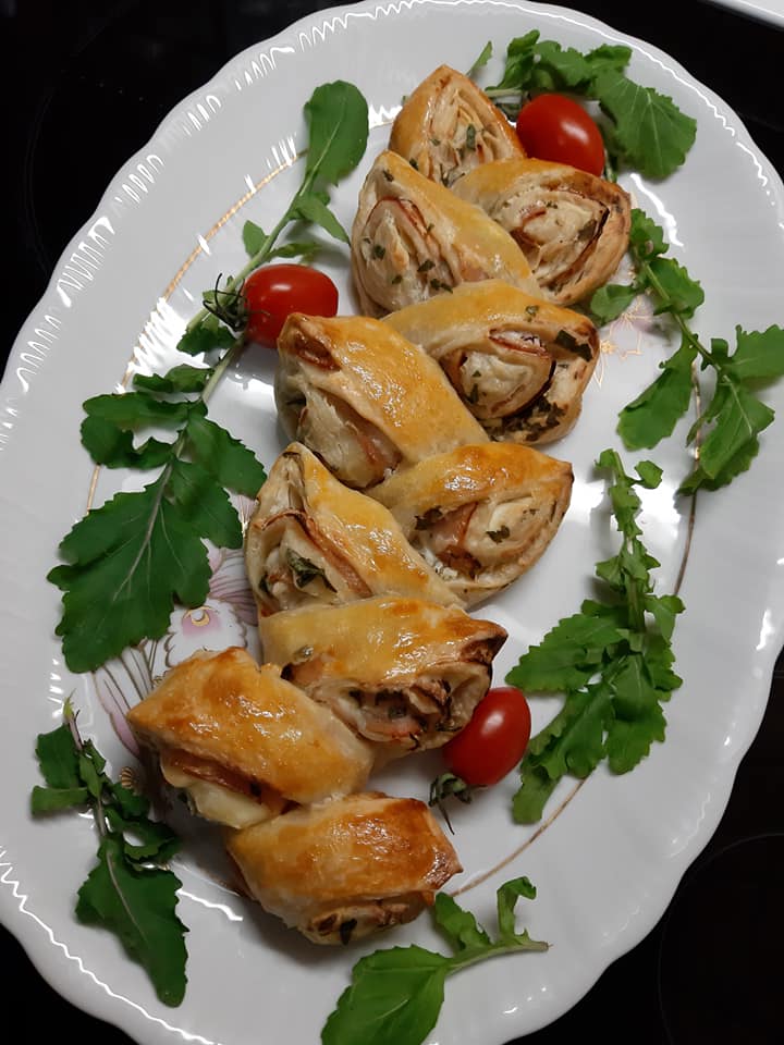 χριστουγεννιάτικο-δέντρο-με-τυρί κρέμα-και-γαλοπούλα-συνταγή-