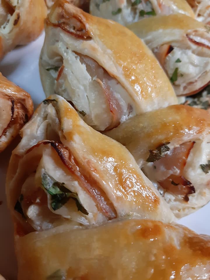 χριστουγεννιάτικο-δέντρο-με-τυρί κρέμα-και-γαλοπούλα-συνταγή-