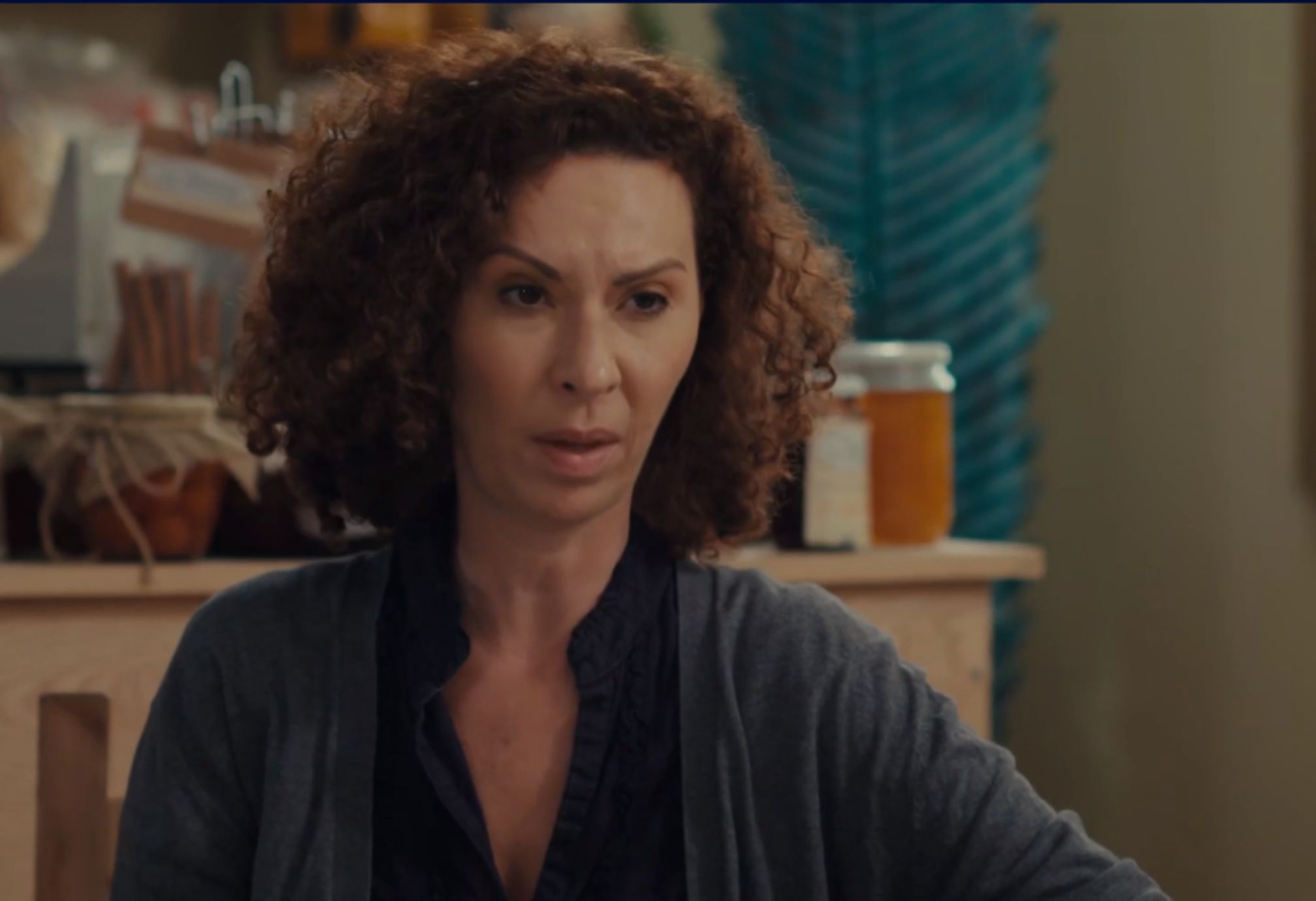 Η Γη της Ελιάς: Αρετή και Τάσος- Ένας έρωτας γεννιέται