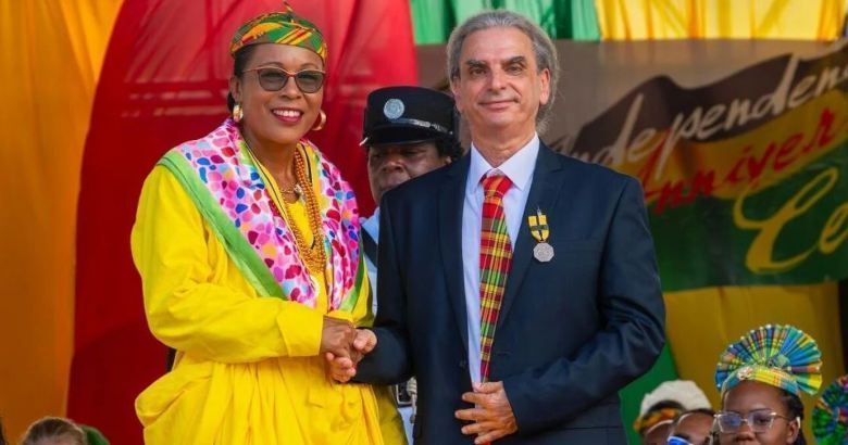 Μεγιστάνας της σοκολάτας δολοφόνησε ζευγάρι για έναν δρόμο