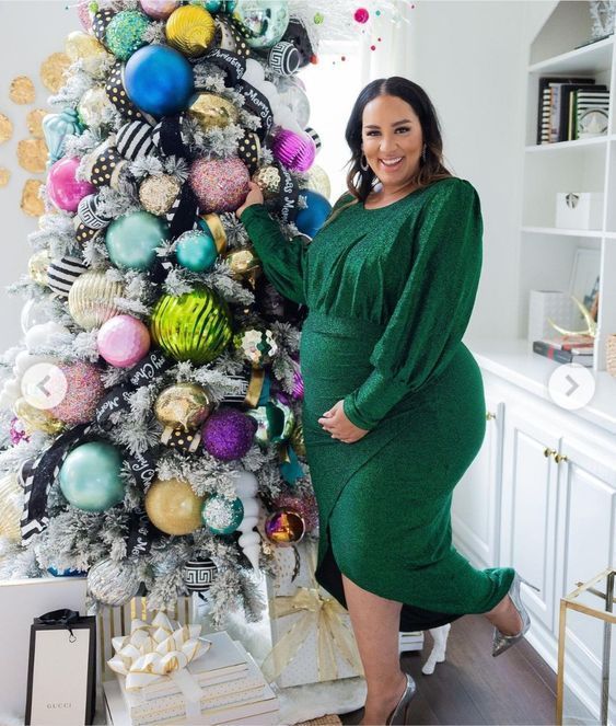 ιδέες-για-plus size-χριστουγεννιάτικο-ντύσιμο-Χριστούγεννα 2023-