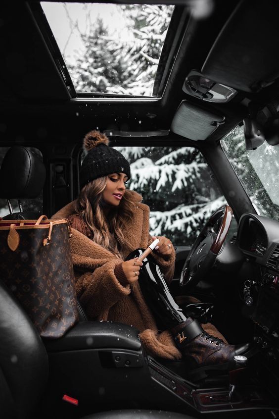 ιδέες-για-χριστουγεννιάτικο ντύσιμο-με-vinyl-Χριστούγεννα 2023-