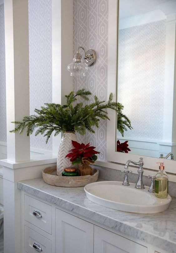ιδέες-για-χριστουγεννιάτικη διακόσμηση-στο-μπάνιο-Χριστούγεννα 2023-