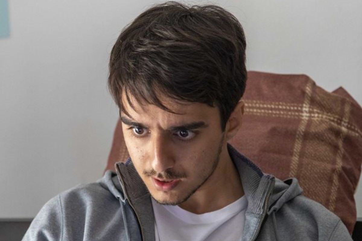 Σασμός: Ο Μανώλης κάνει άλλη μια ανατροπή