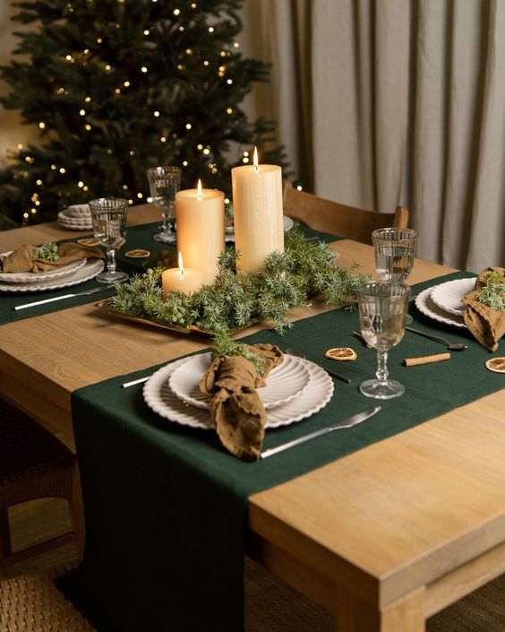 ιδέες-για-φυσικούς στολισμούς-στο-χριστουγεννιάτικο-τραπέζι-Χριστούγεννα 2023-