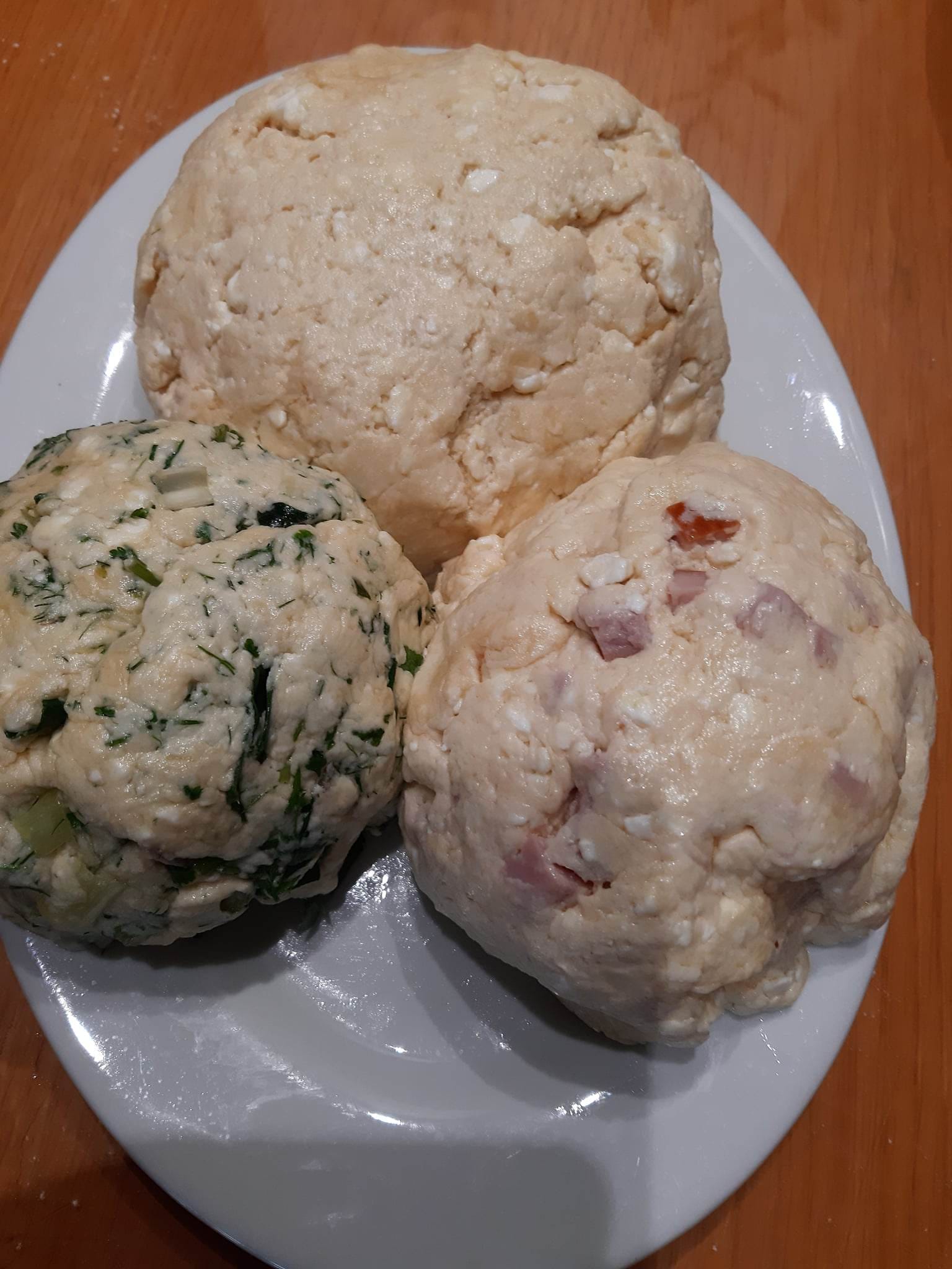 πιτάκια-χωρίς φύλλο-με-φέτα-σπανάκι-και-γαλοπούλα-συνταγή-